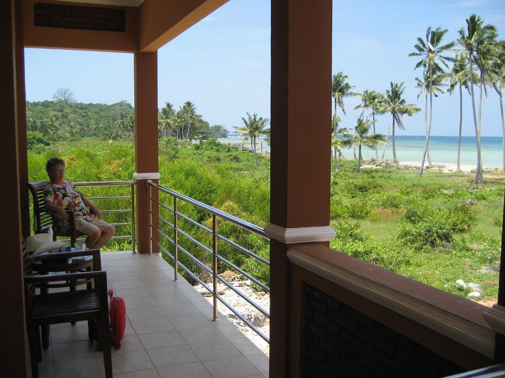Escape Karimunjawa Hotel Семаранг Екстериор снимка